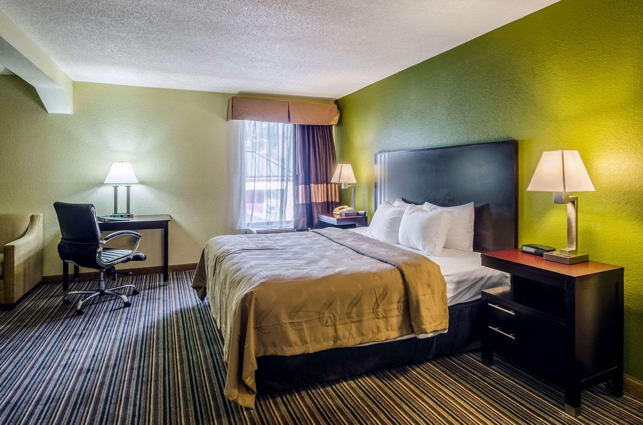 Spark By Hilton East Main Street 3*