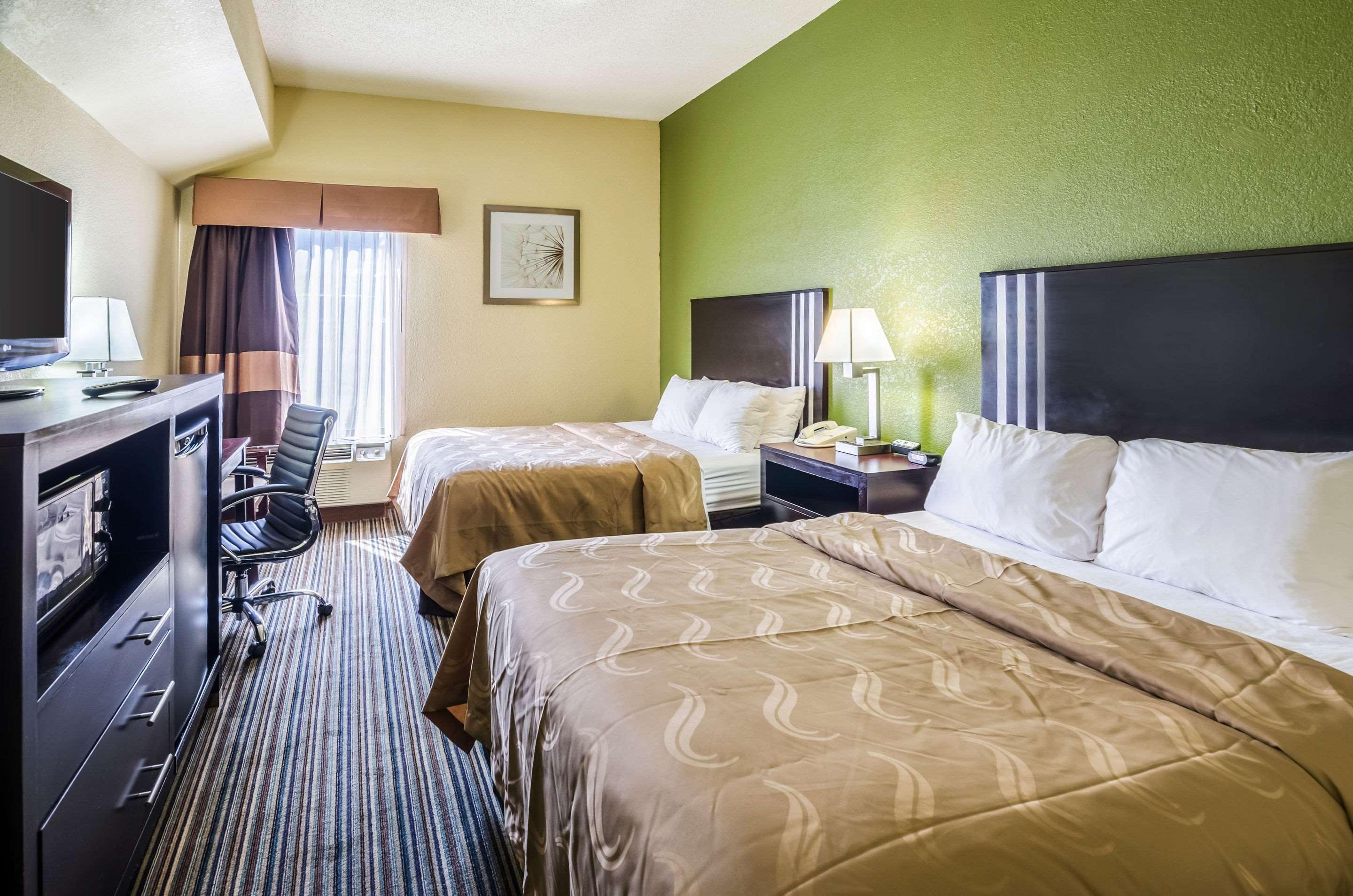 Hotel Spark By Hilton East Main Street Wytheville